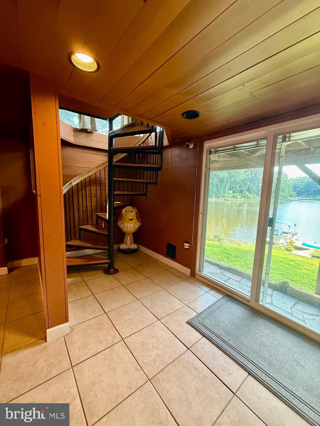 LAKE JACKSON - Residential