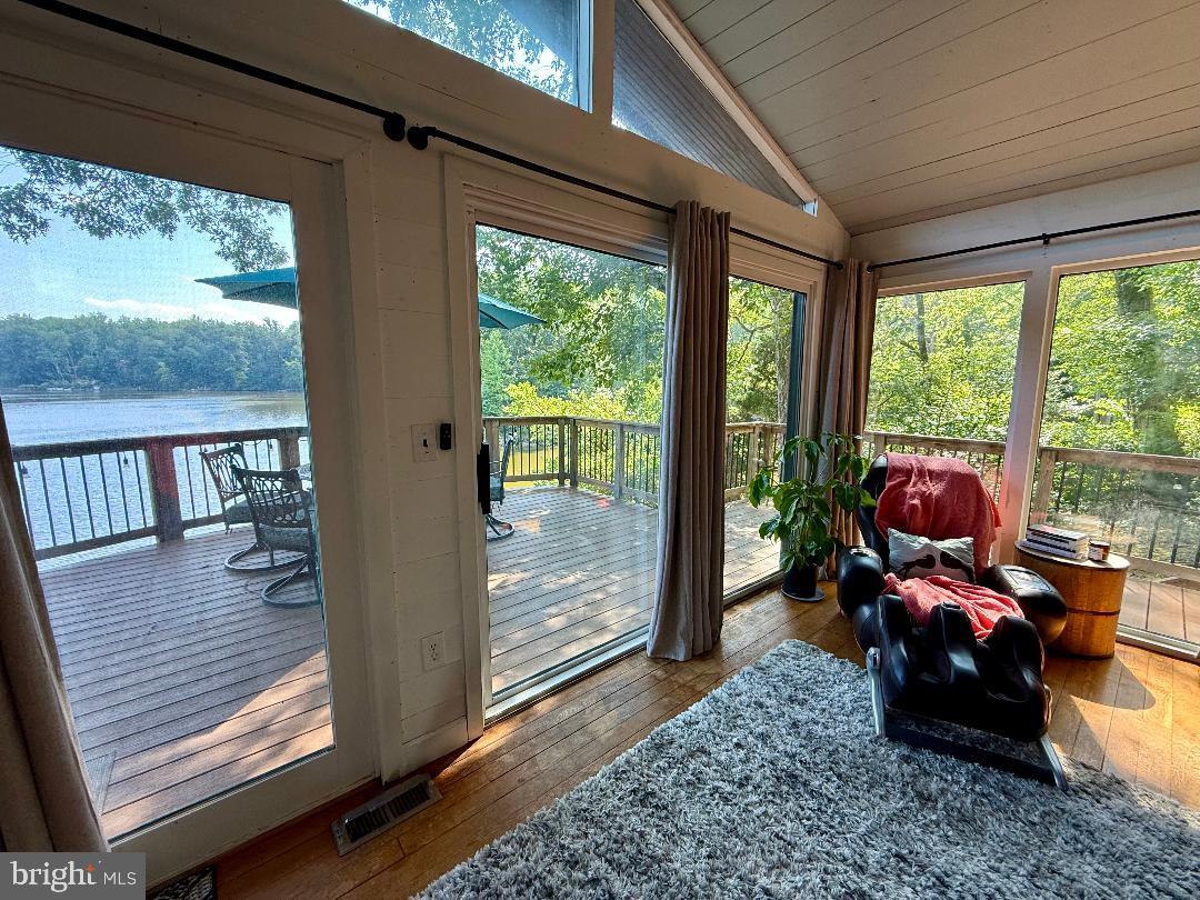 LAKE JACKSON - Residential