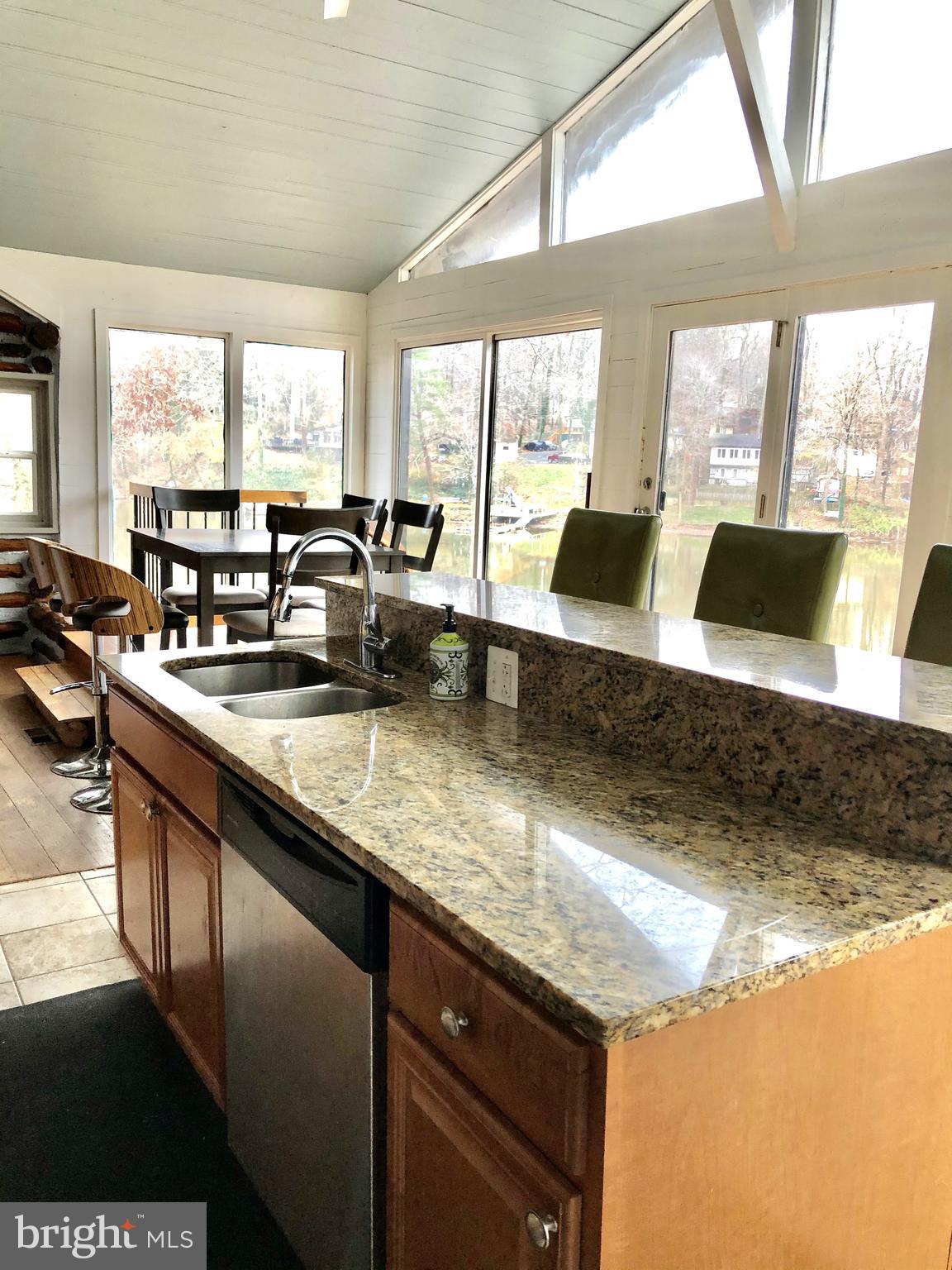 LAKE JACKSON - Residential