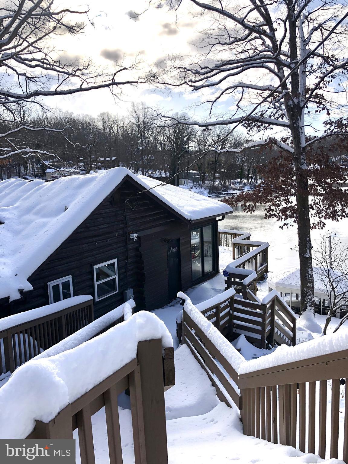 LAKE JACKSON - Residential