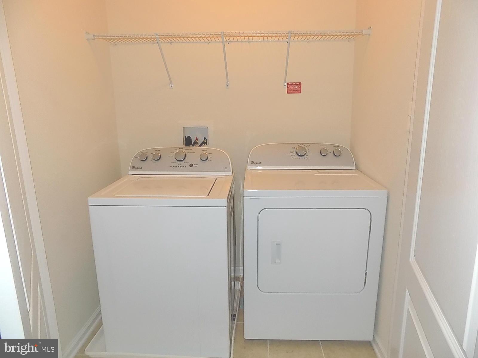 OXFORD SQUARE - Residential Lease