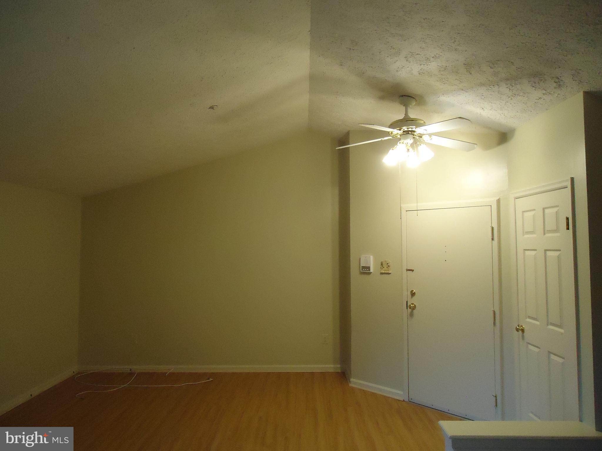 LAUREL WOODS - Residential Lease