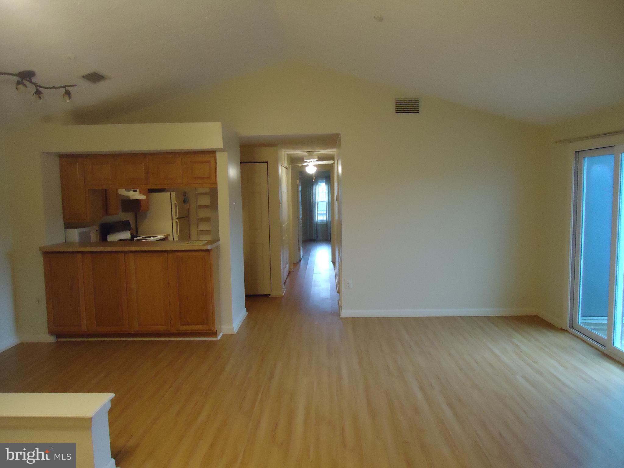 LAUREL WOODS - Residential Lease