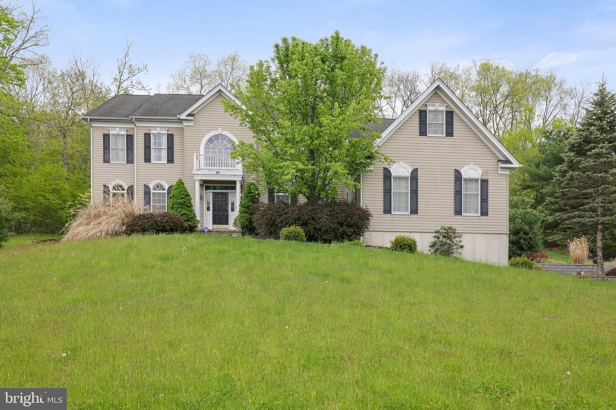 258 RISING MEADOW WAY