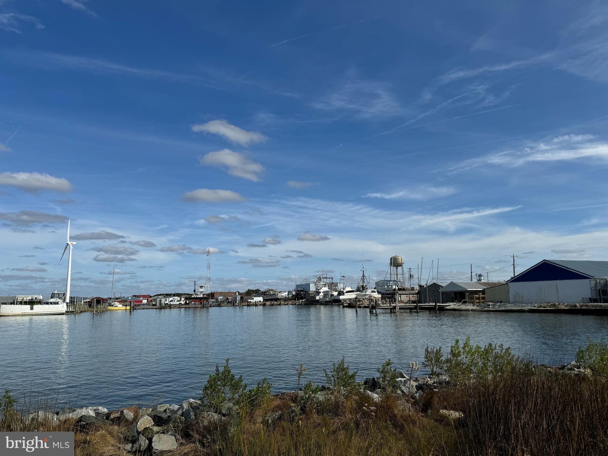 HARBOUR LIGHT CONDOS - Residential
