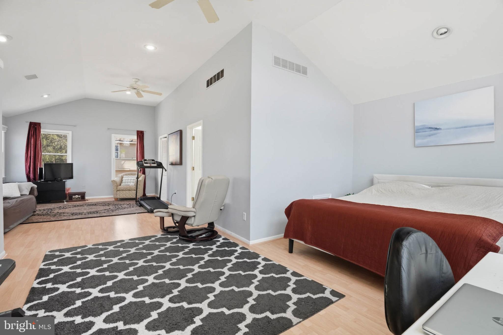 CARROLLTON MANOR - Residential