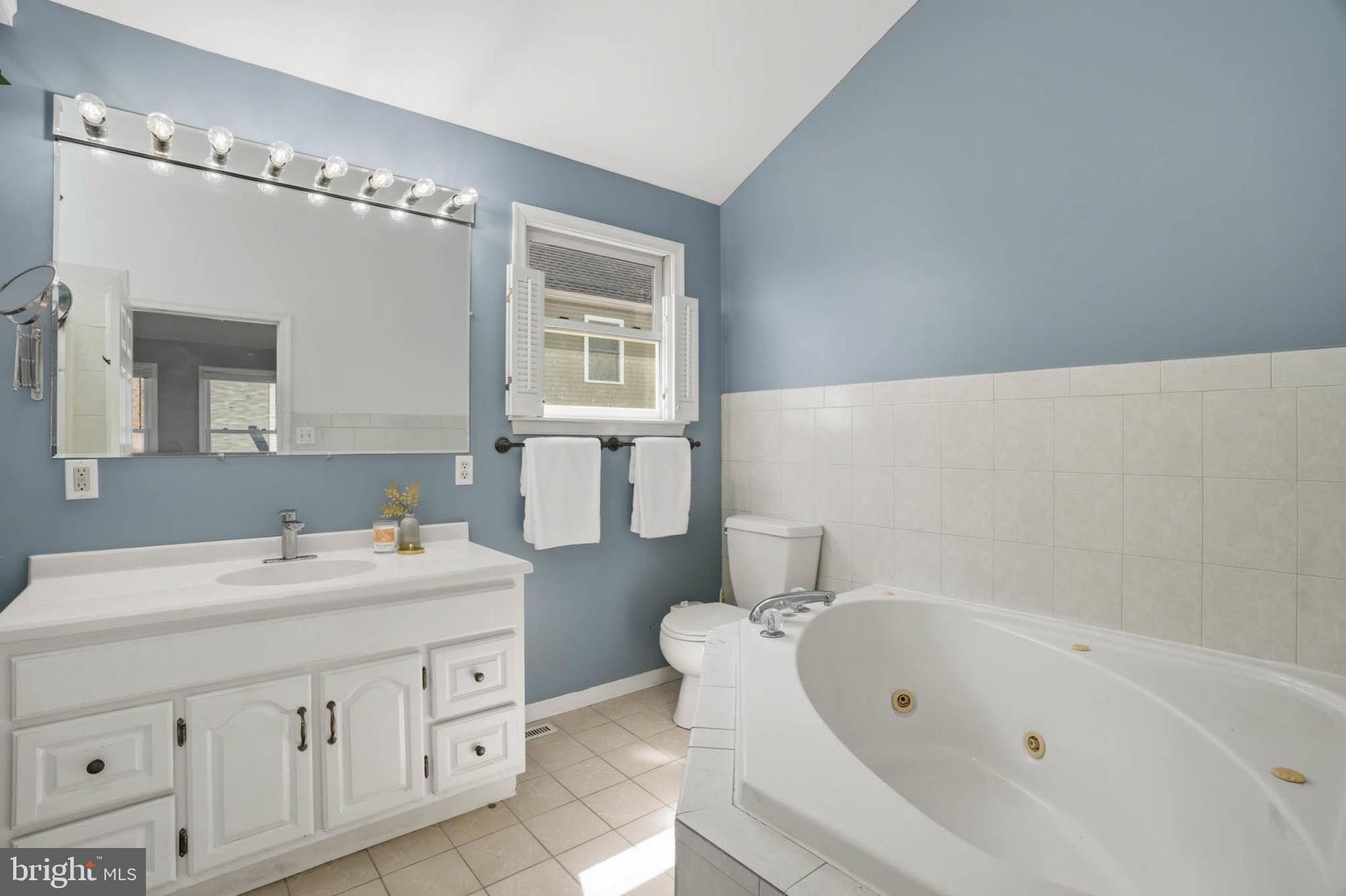 CARROLLTON MANOR - Residential