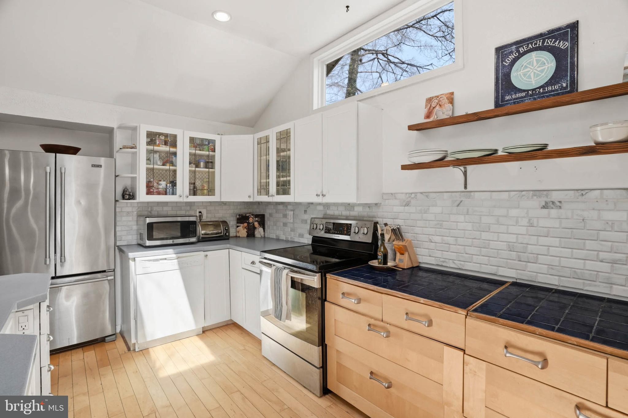 CARROLLTON MANOR - Residential