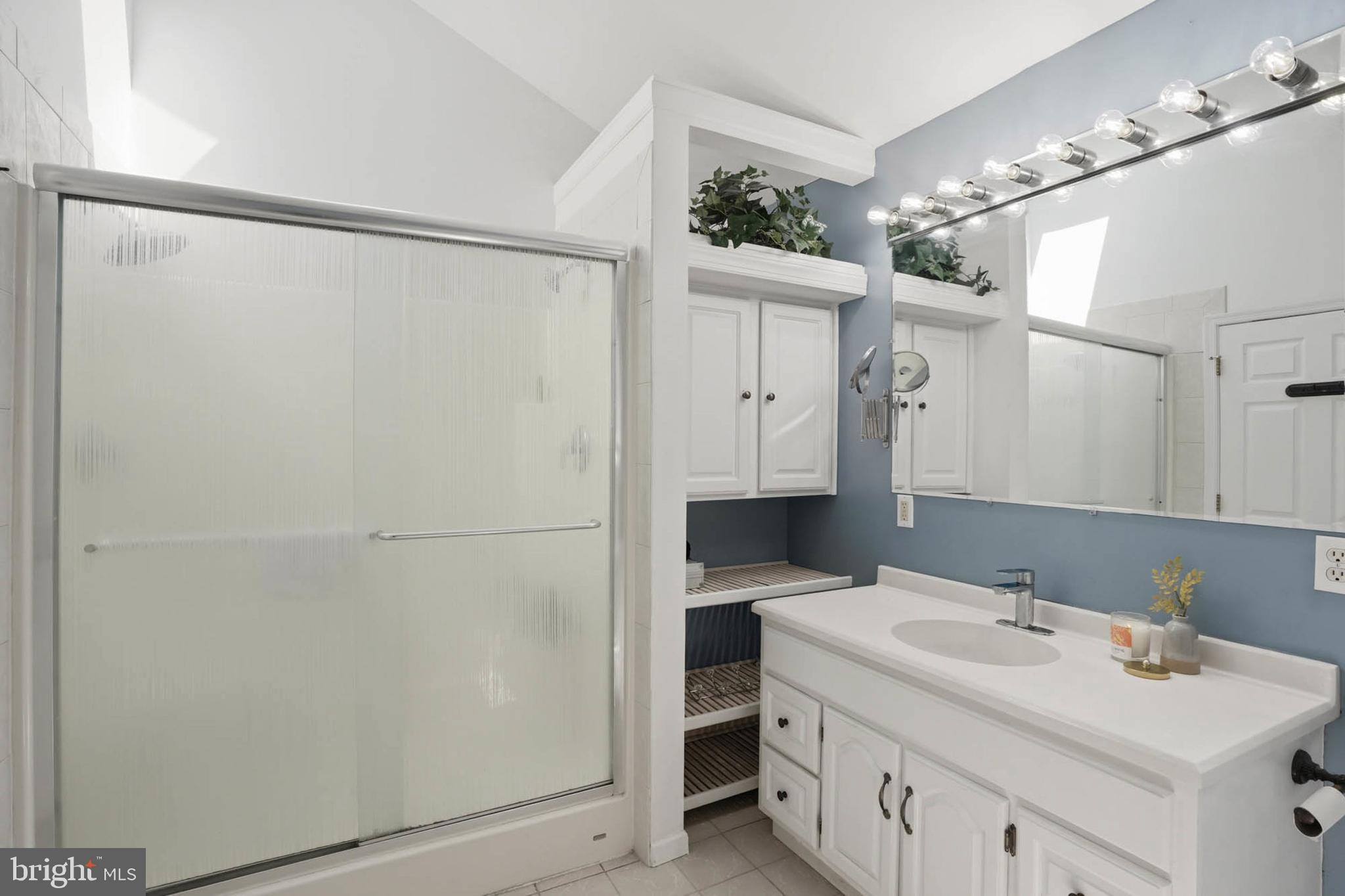 CARROLLTON MANOR - Residential