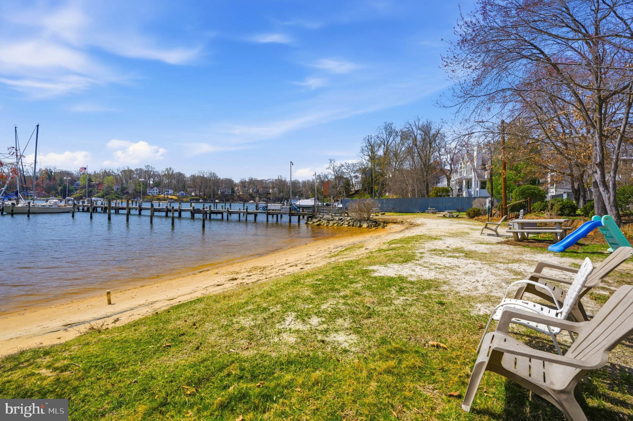 CARROLLTON MANOR - Residential