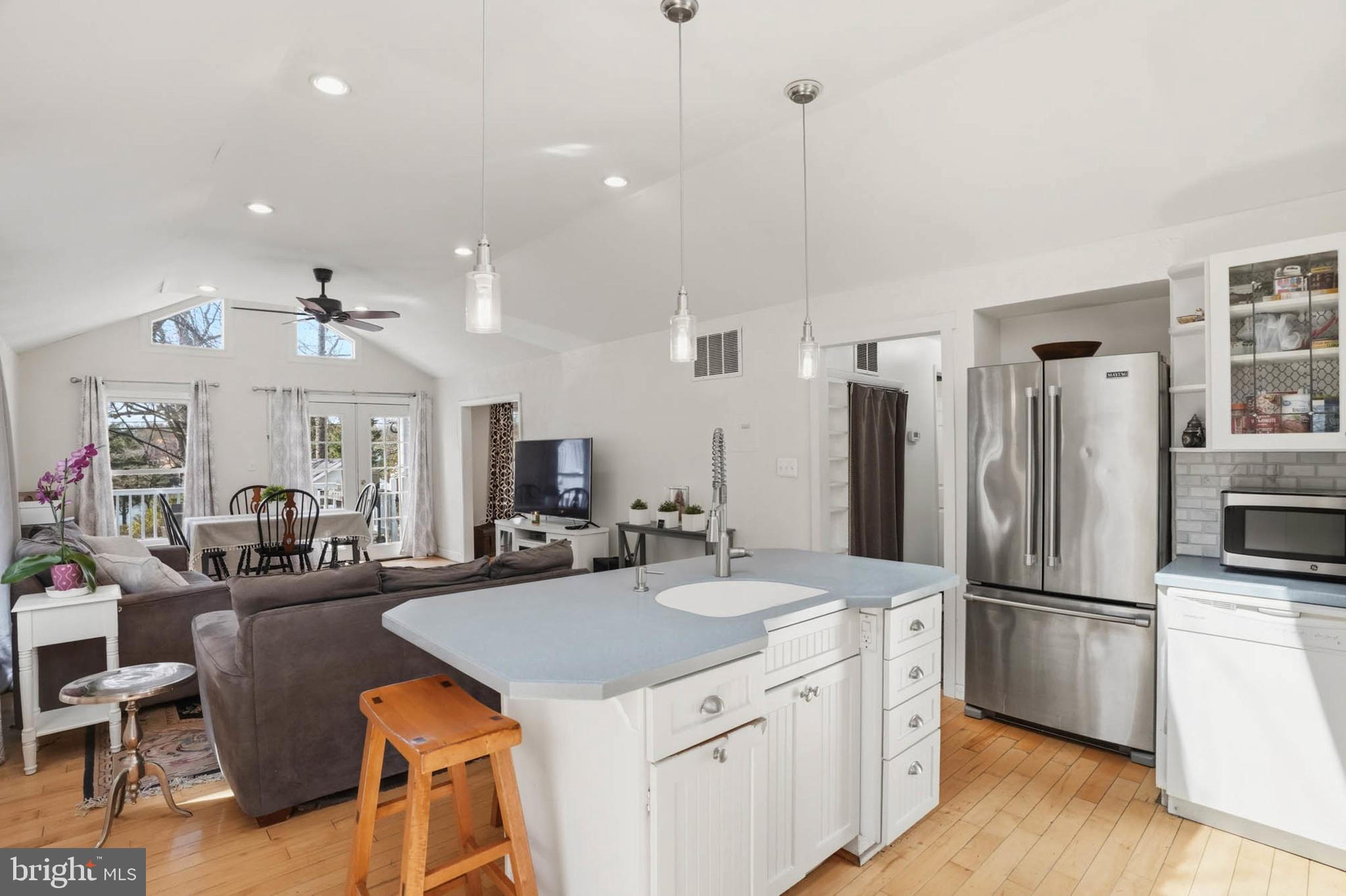 CARROLLTON MANOR - Residential