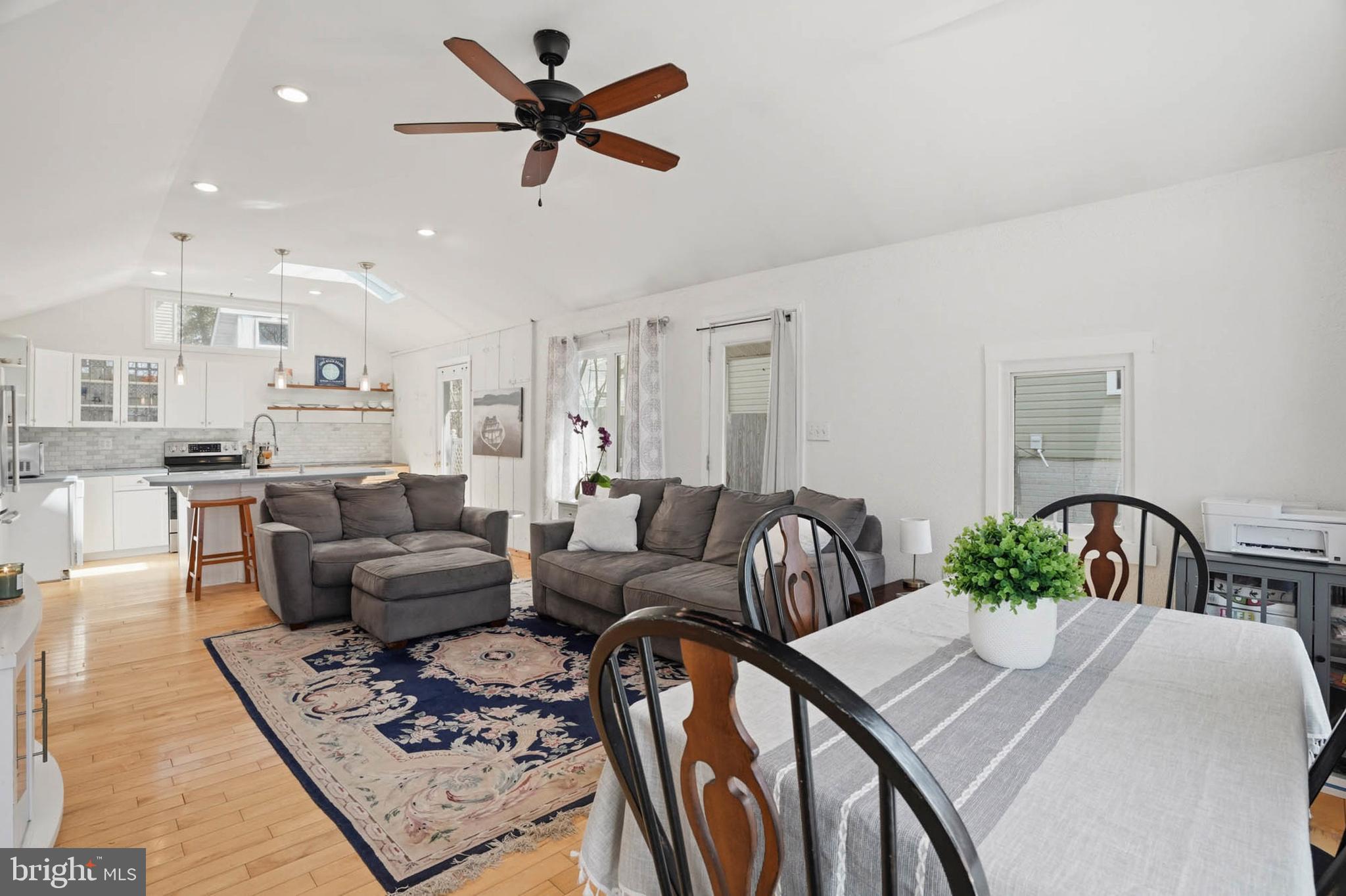 CARROLLTON MANOR - Residential