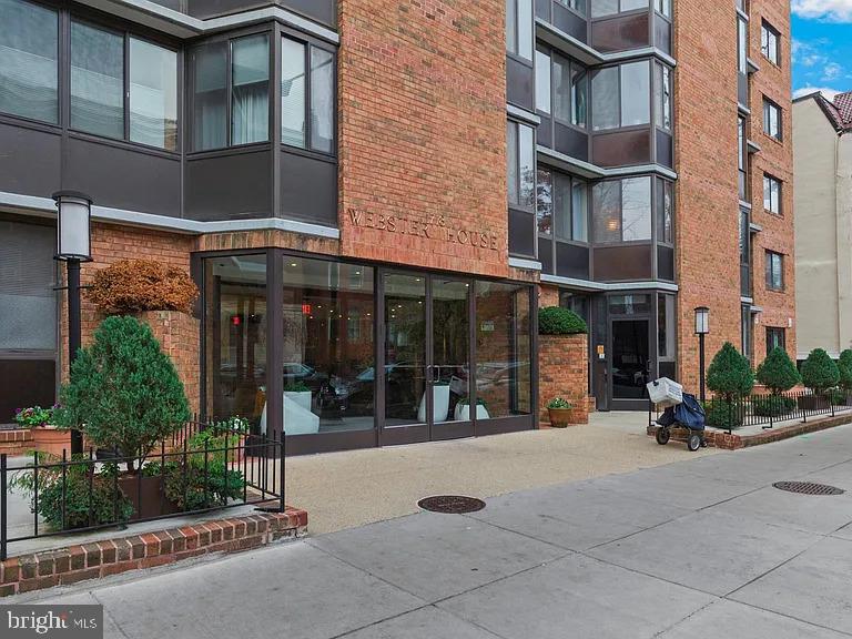 1718 P STREET NW T3