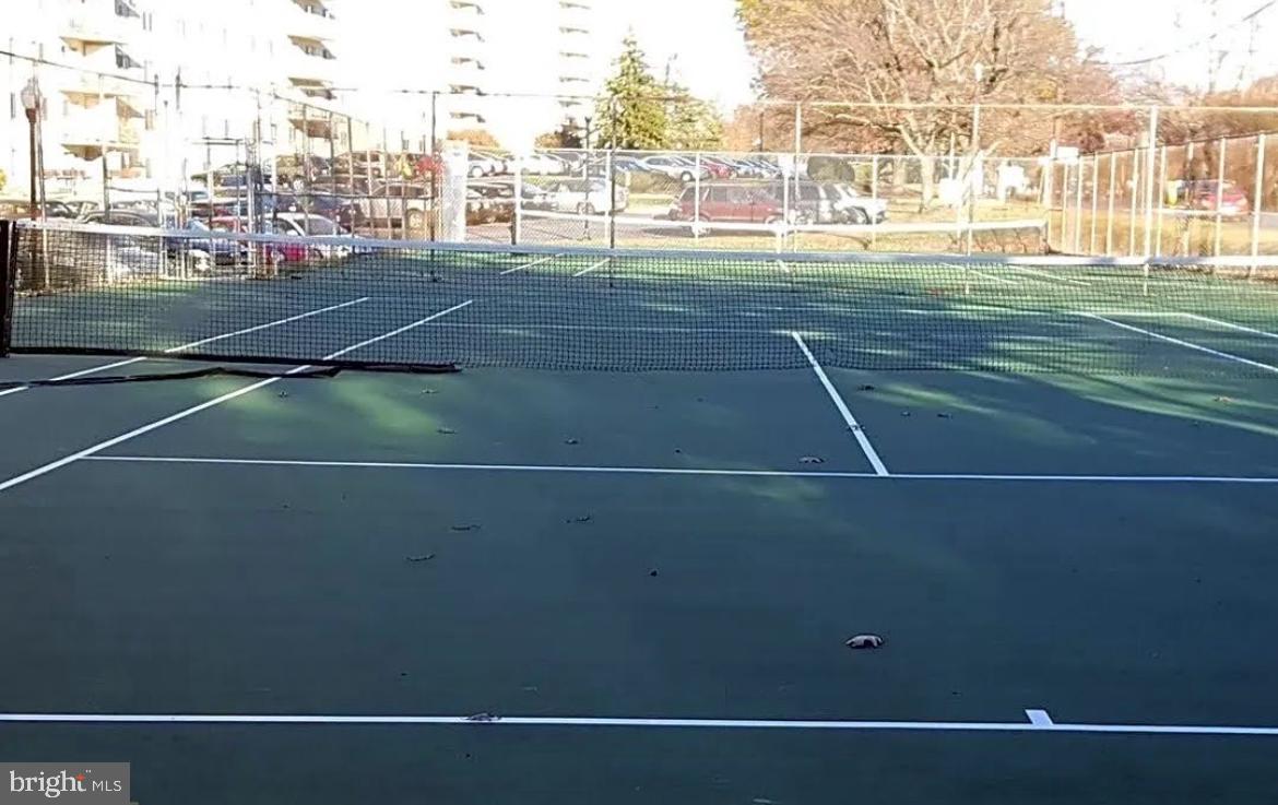 UNIVERSITY TOWERS CODM - Residential Lease