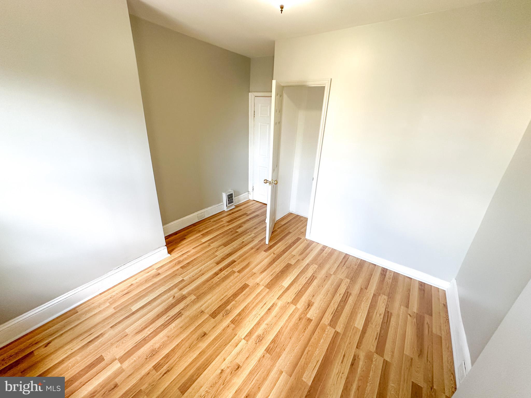 MANTUA - Residential Lease