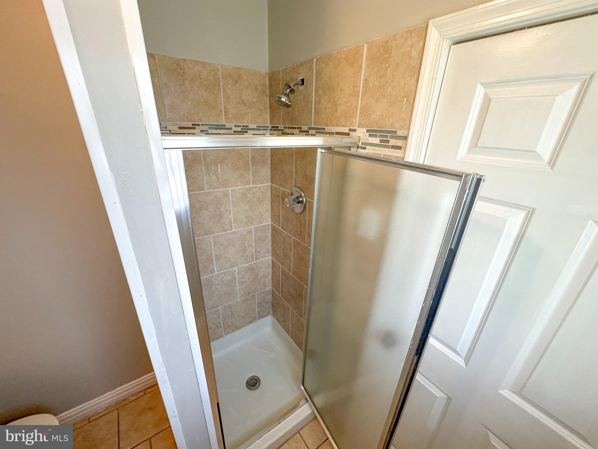 MANTUA - Residential Lease