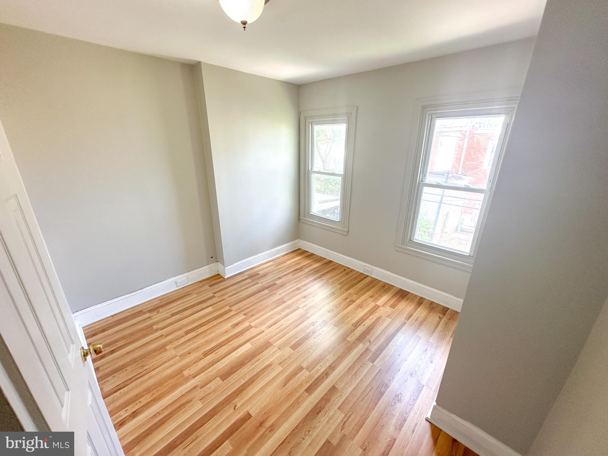 MANTUA - Residential Lease