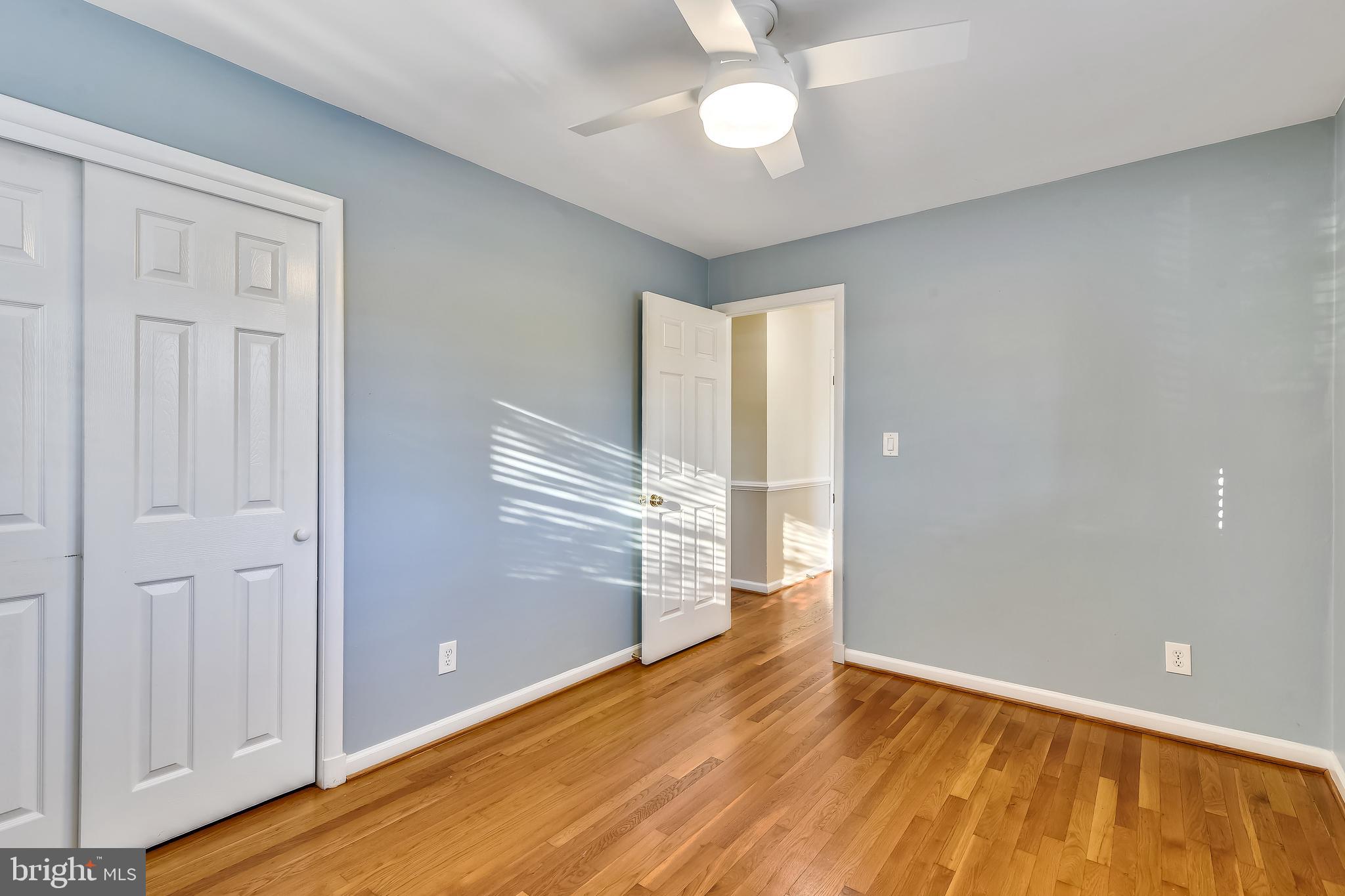 VIENNA WOODS - Residential Lease