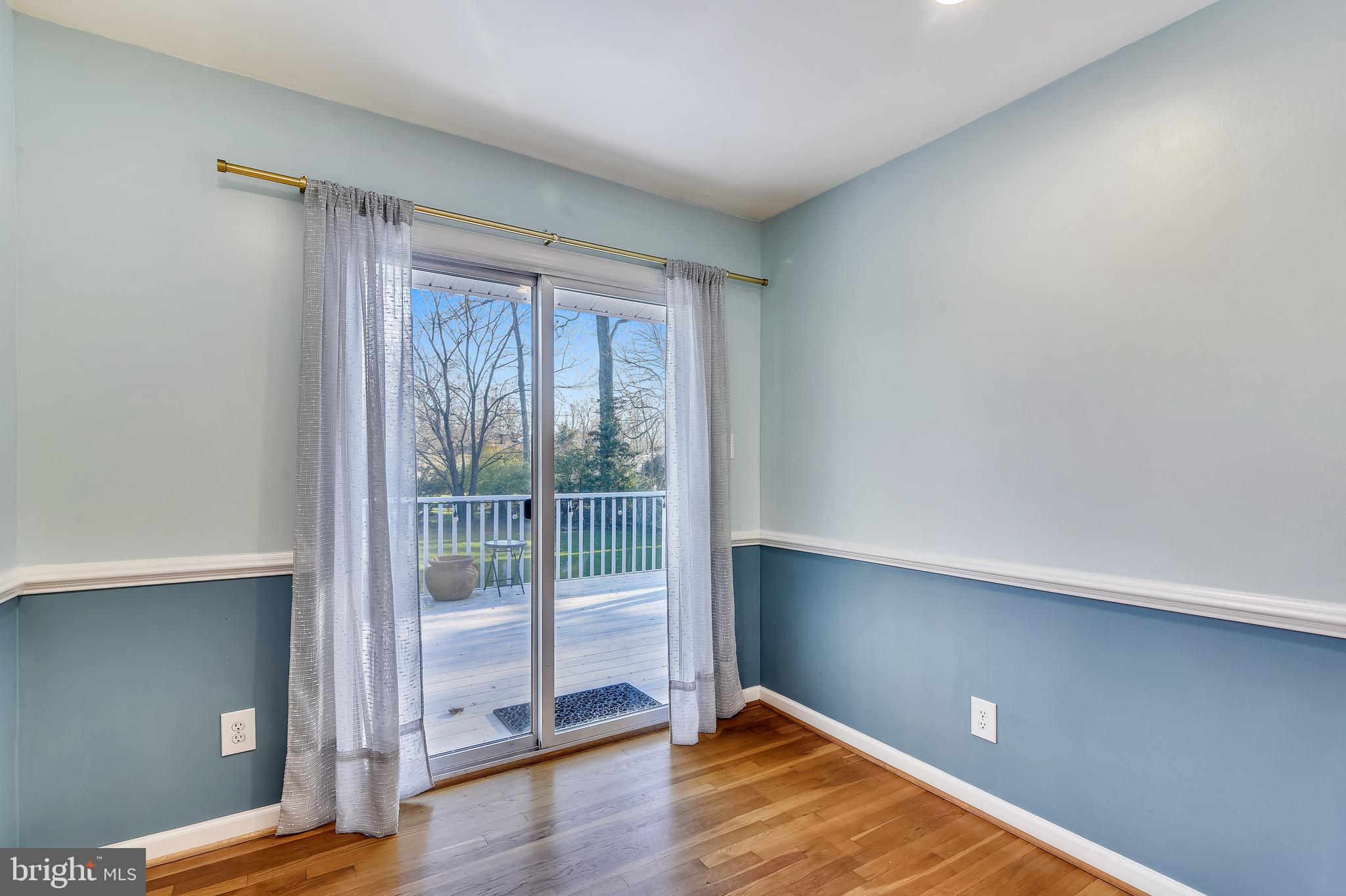 VIENNA WOODS - Residential Lease