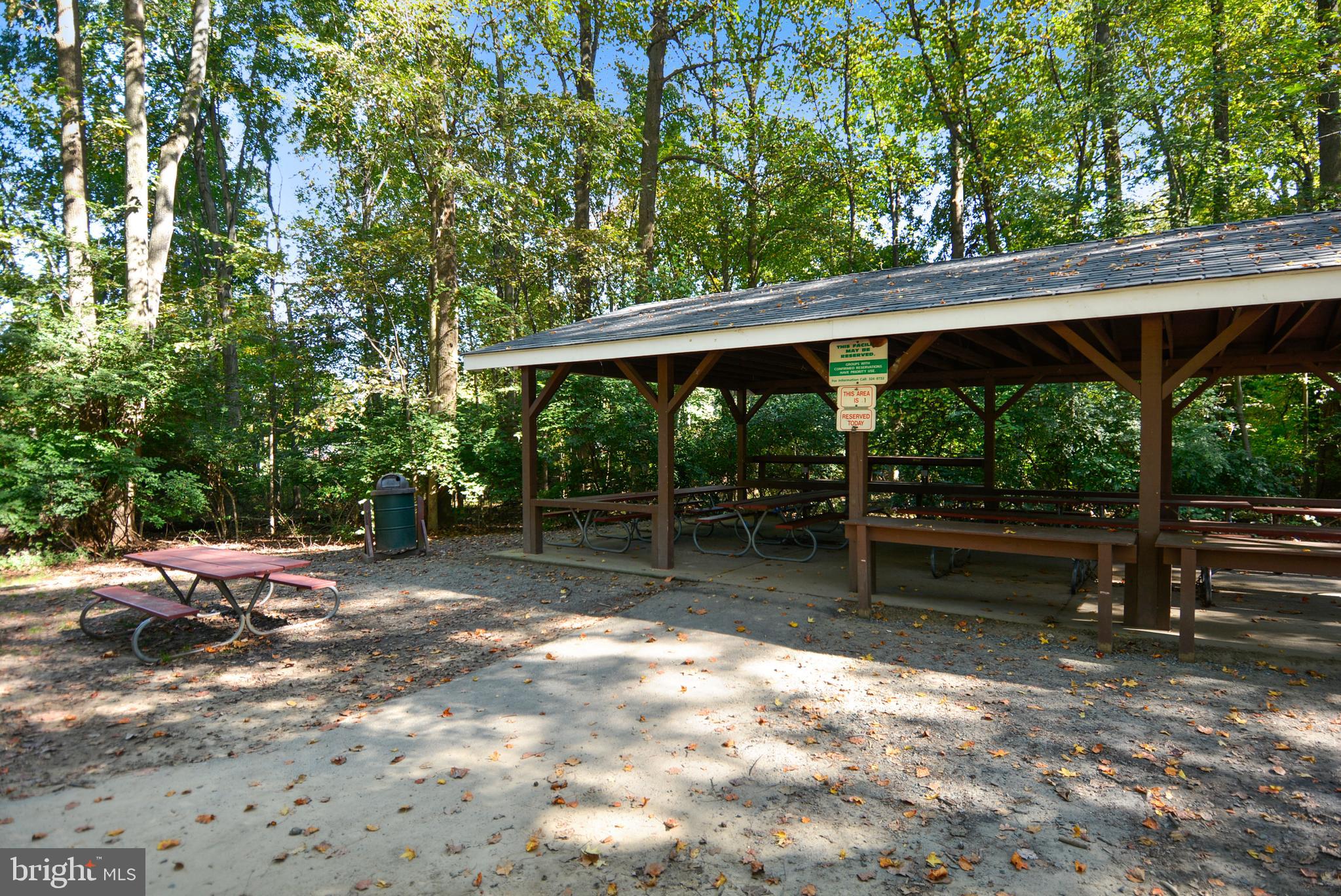 VIENNA WOODS - Residential Lease