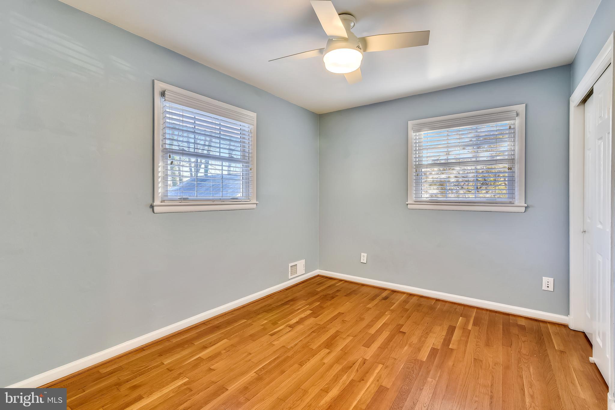 VIENNA WOODS - Residential Lease