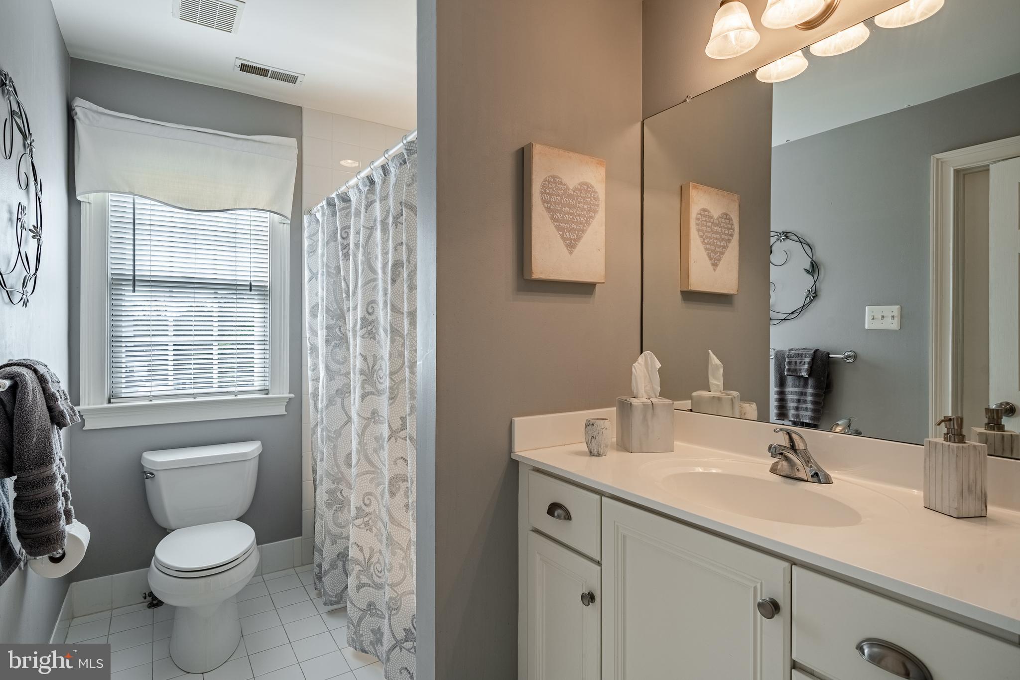 CHERRY CREEK - Residential