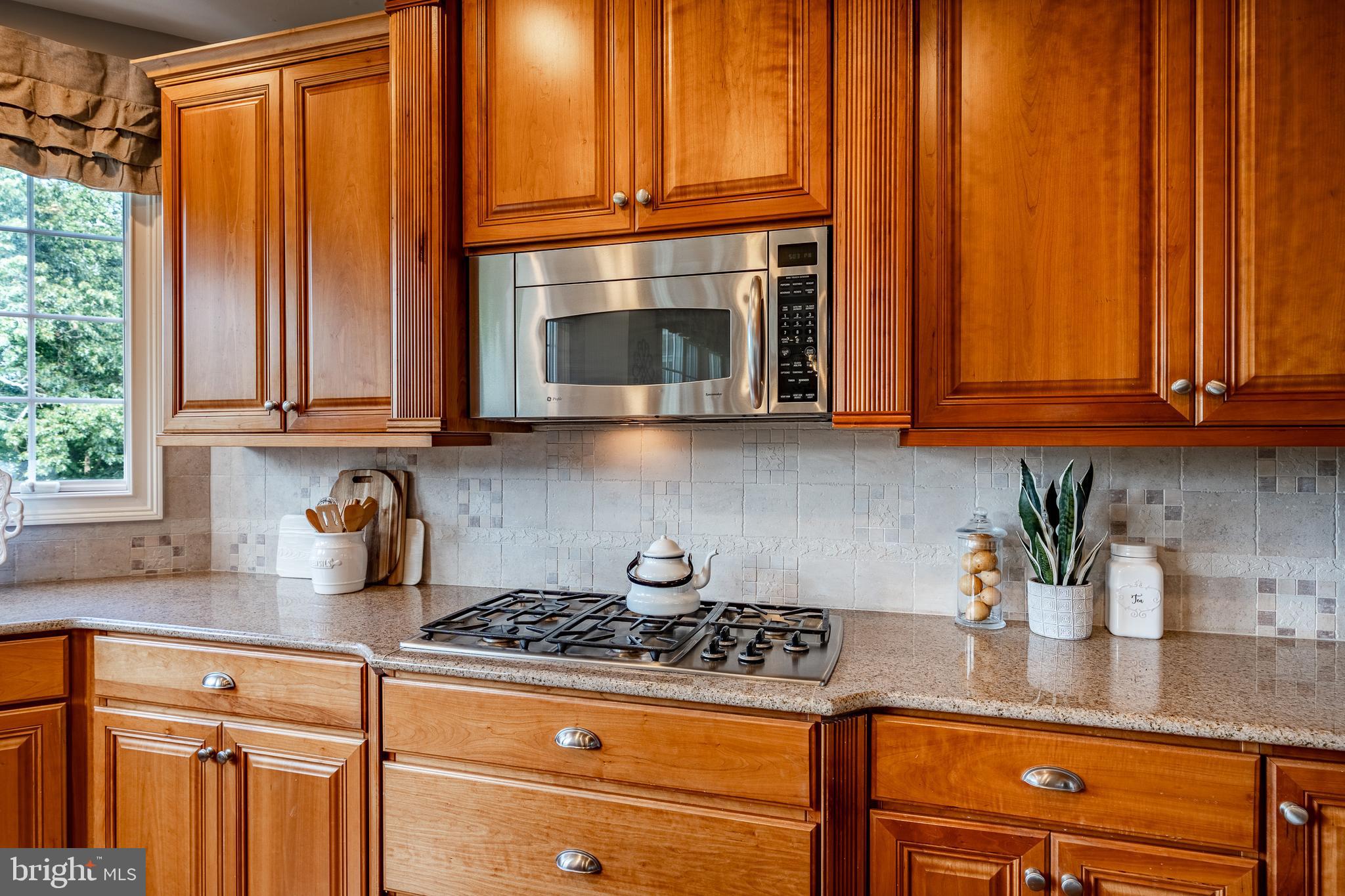 CHERRY CREEK - Residential