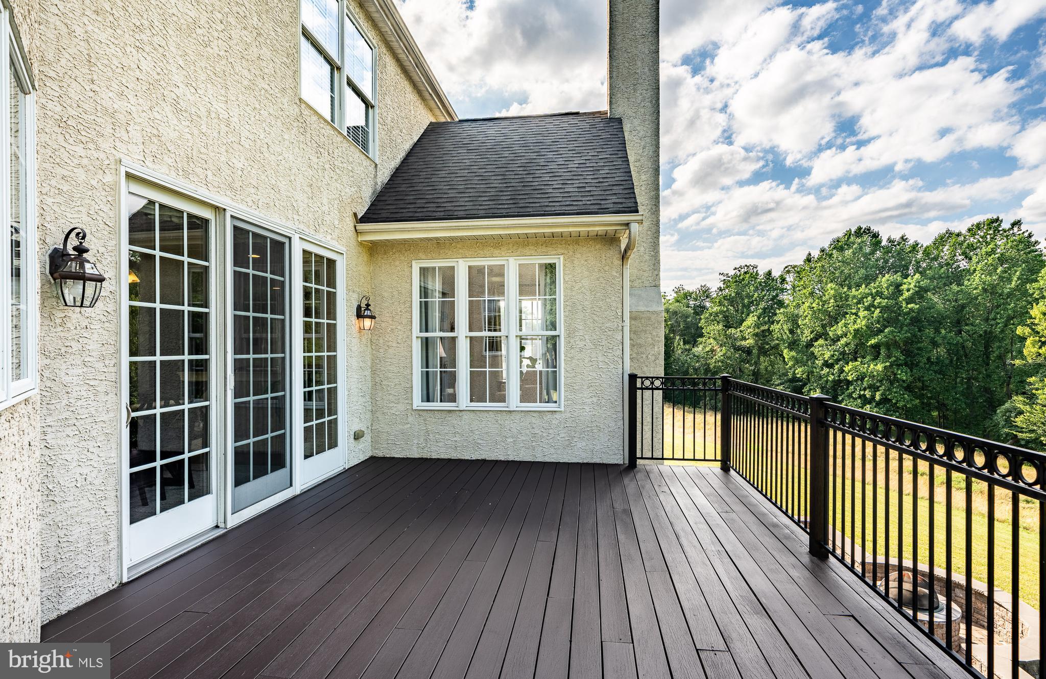 CHERRY CREEK - Residential