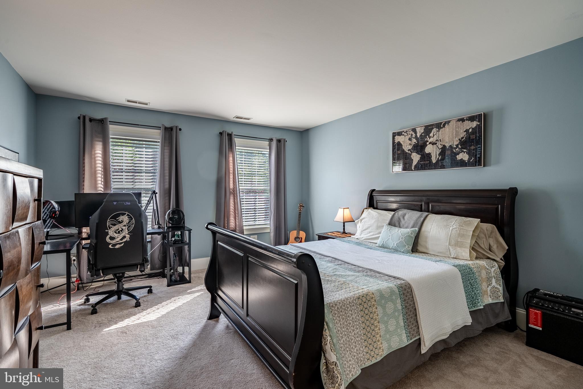 CHERRY CREEK - Residential