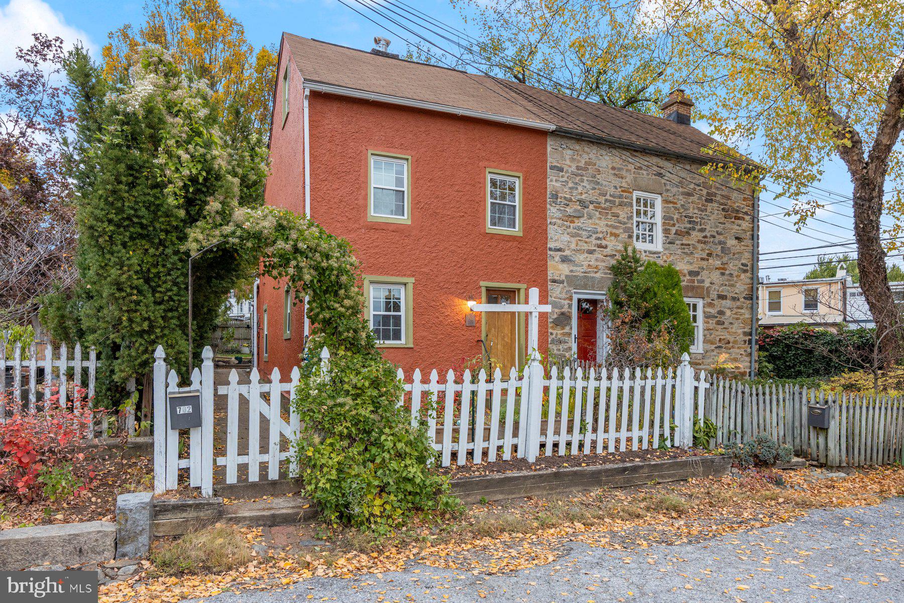 STONE HILL - Residential