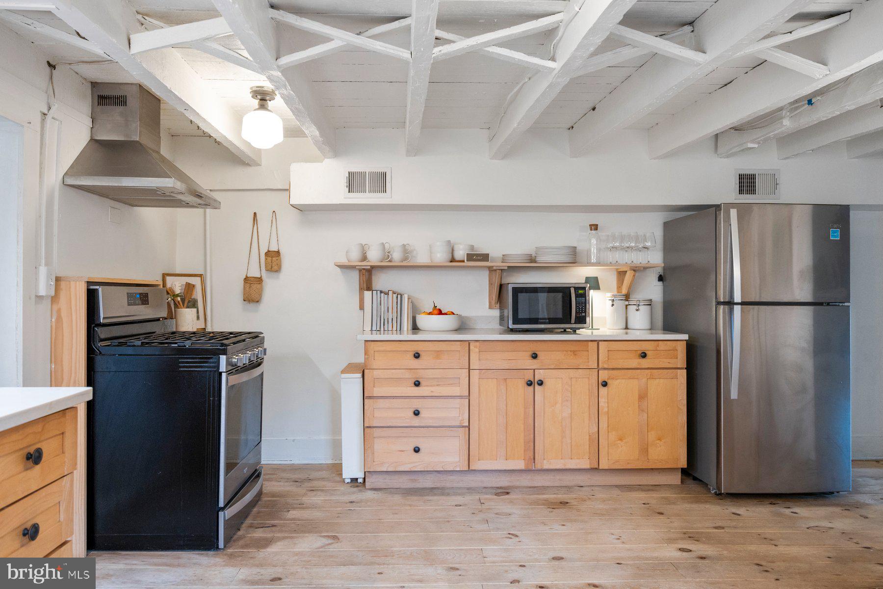 STONE HILL - Residential