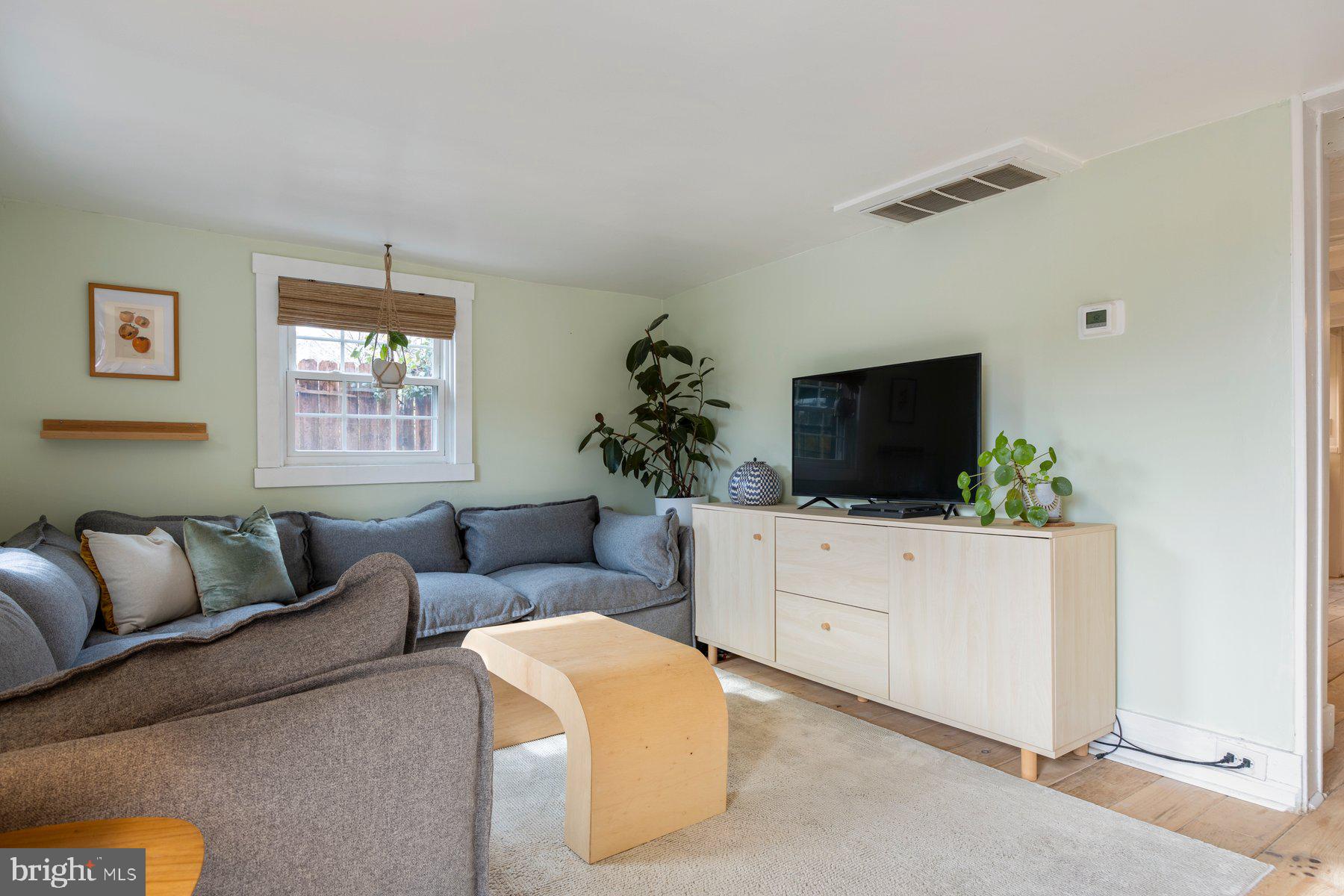 STONE HILL - Residential