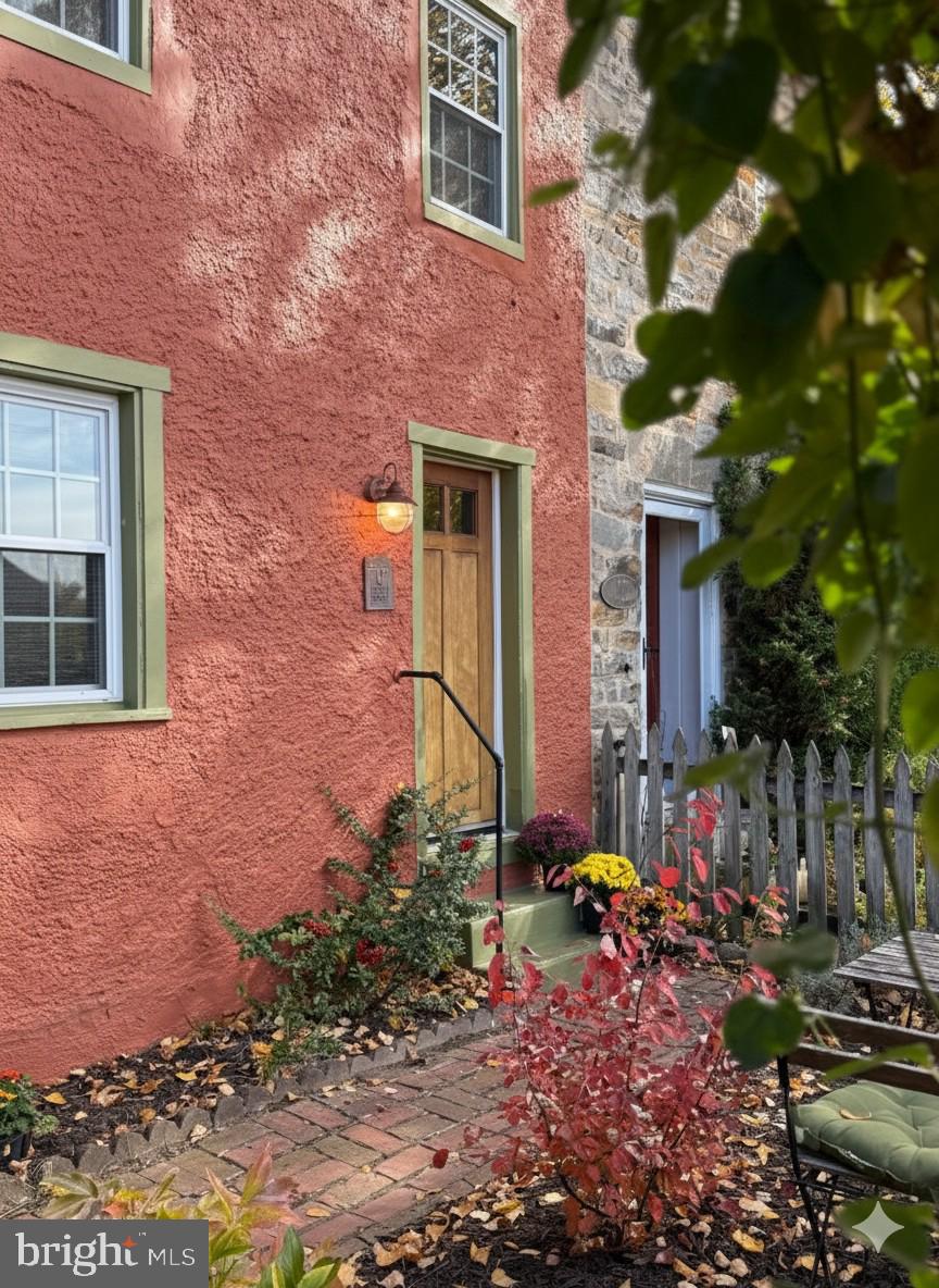 STONE HILL - Residential