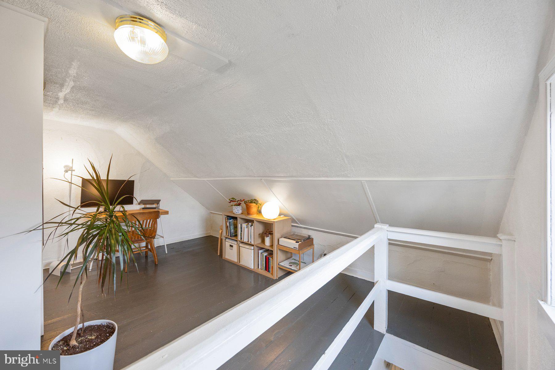 STONE HILL - Residential