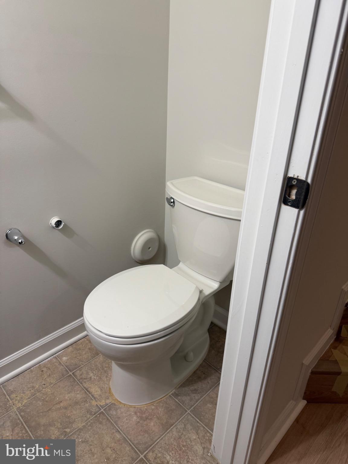 ESPLANADE AT RED RUN - Residential Lease