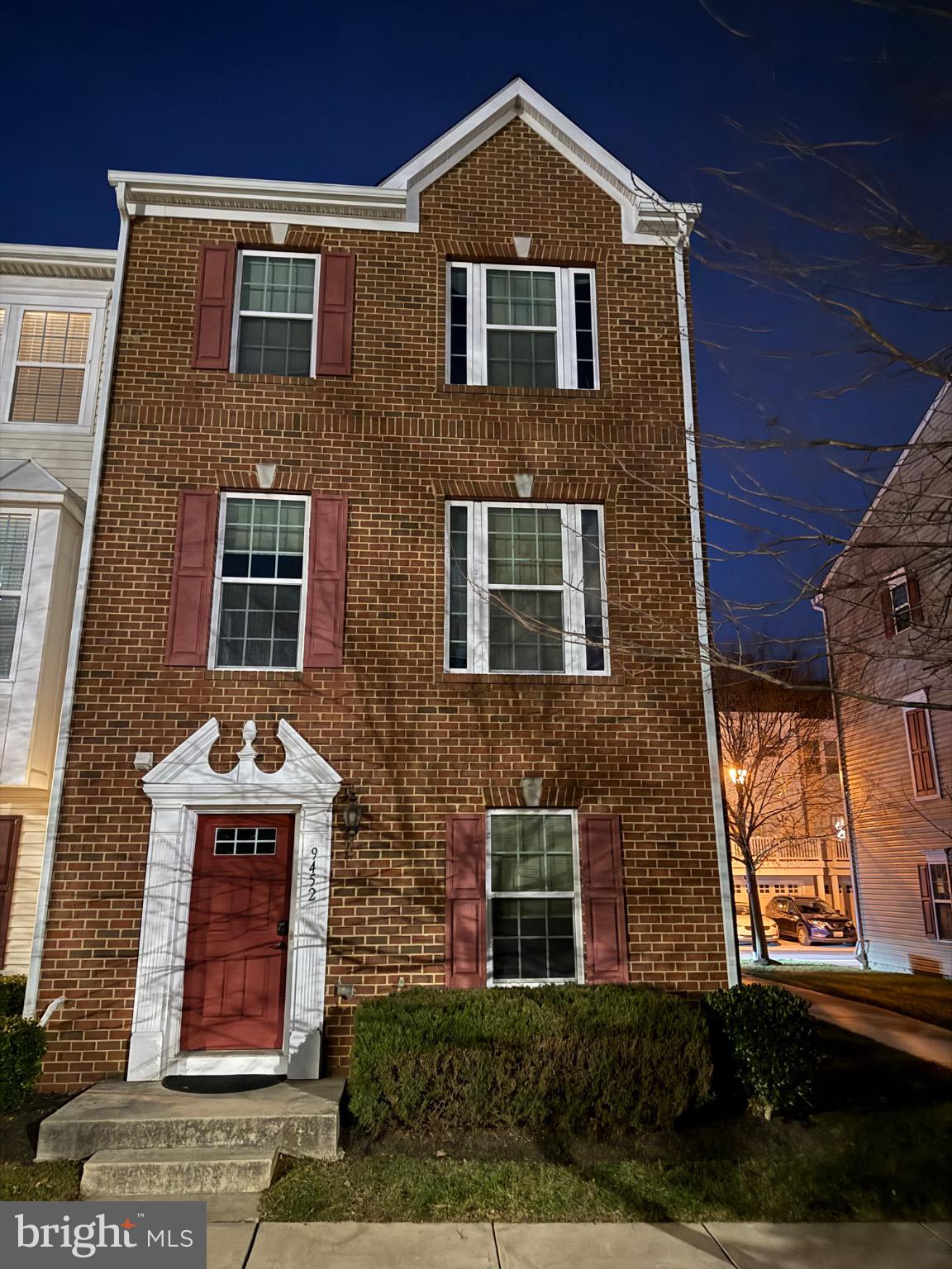 ESPLANADE AT RED RUN - Residential Lease