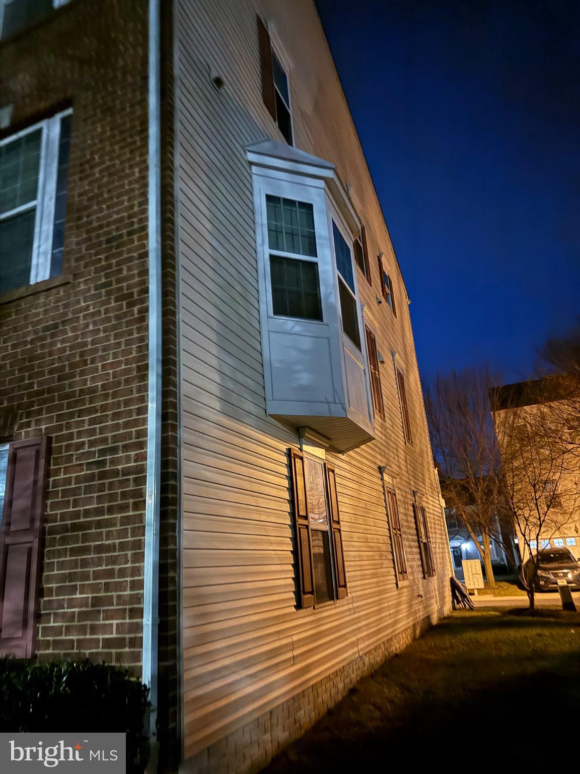 ESPLANADE AT RED RUN - Residential Lease