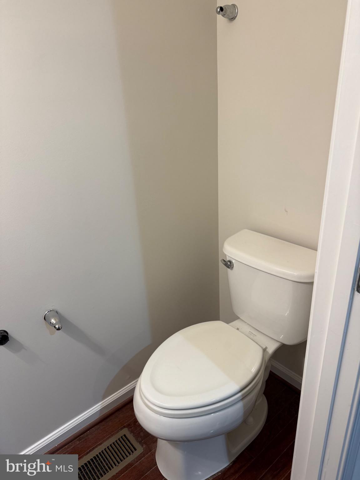 ESPLANADE AT RED RUN - Residential Lease