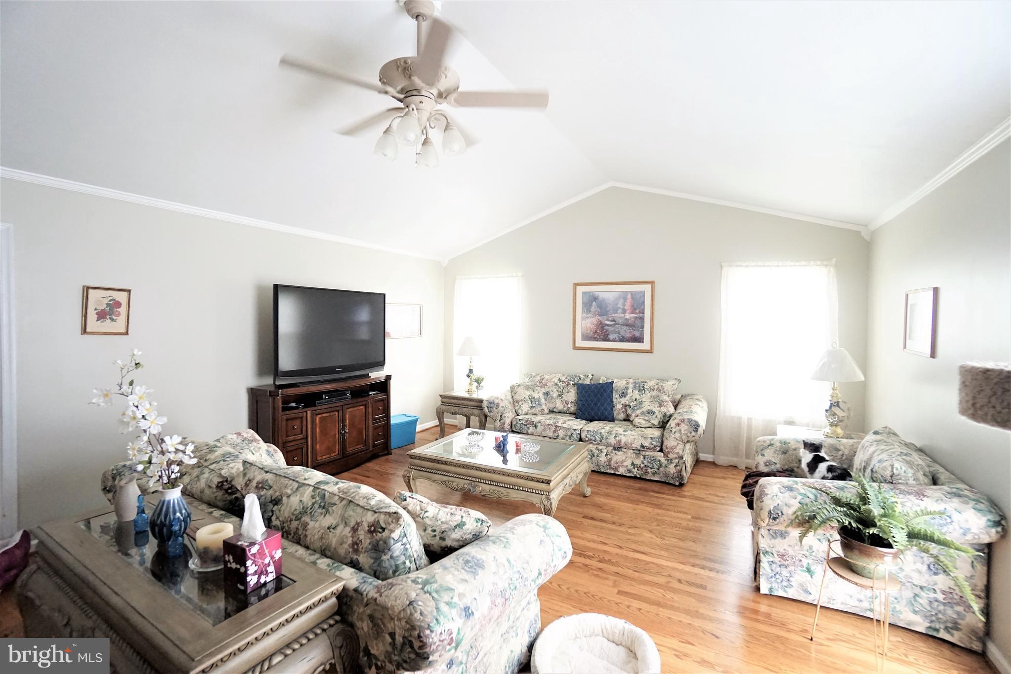 ORCHARD HILLS - Residential