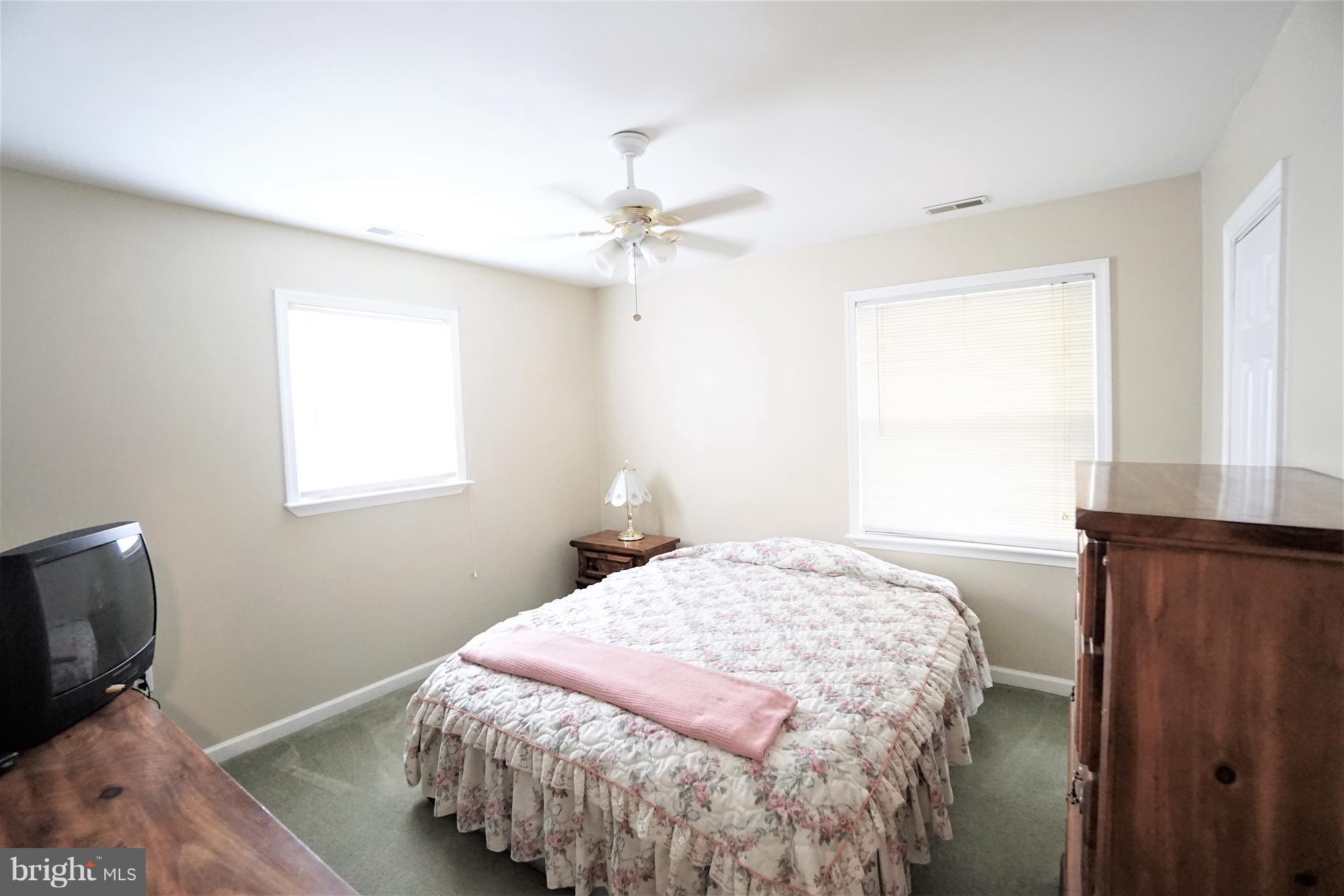 ORCHARD HILLS - Residential