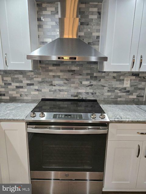 Tiny photo for 18 Prince Circle, SOUTHAMPTON, PA 18966 (MLS # PABU2123192)