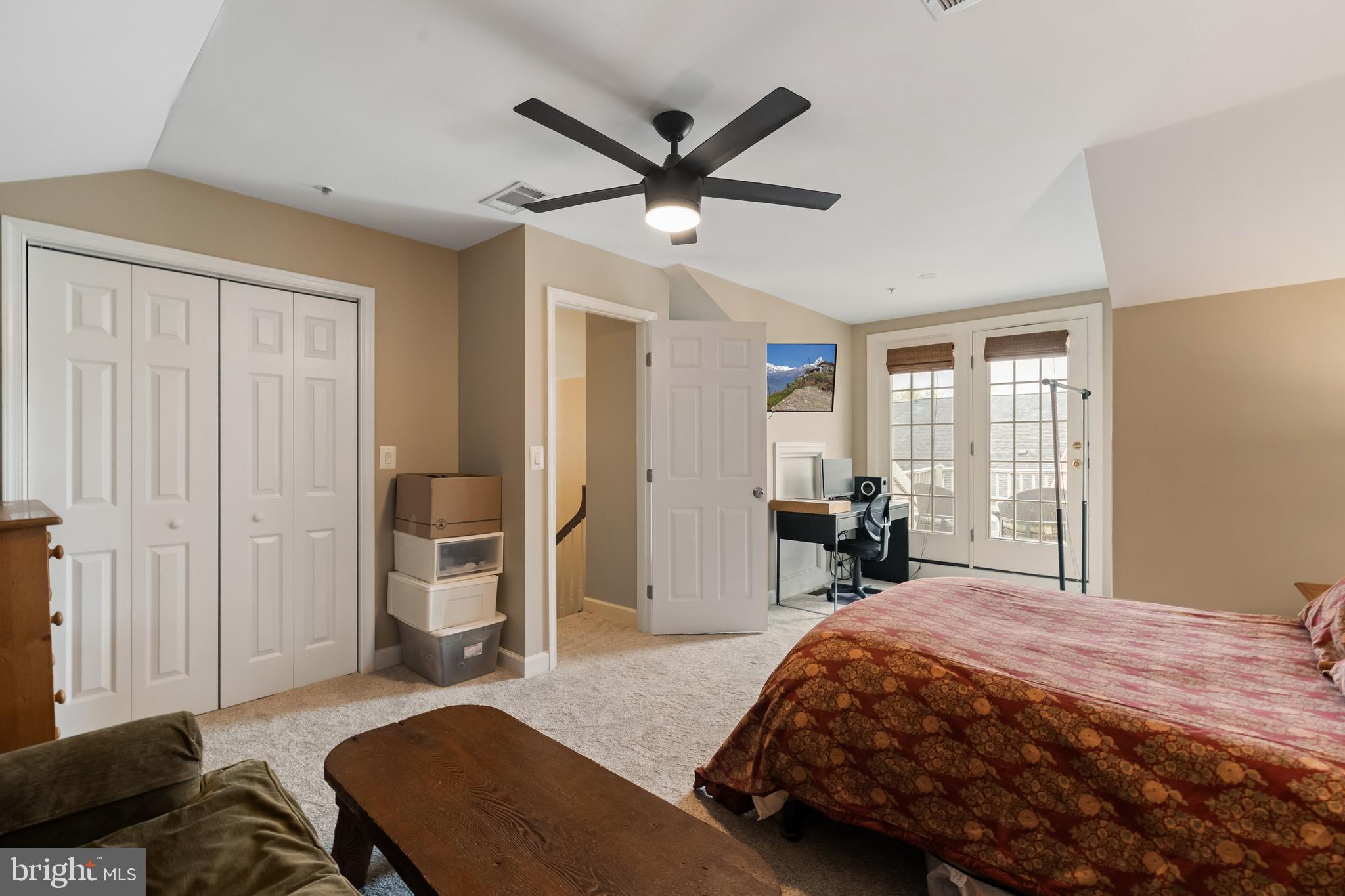 CAMERON STATION - Residential