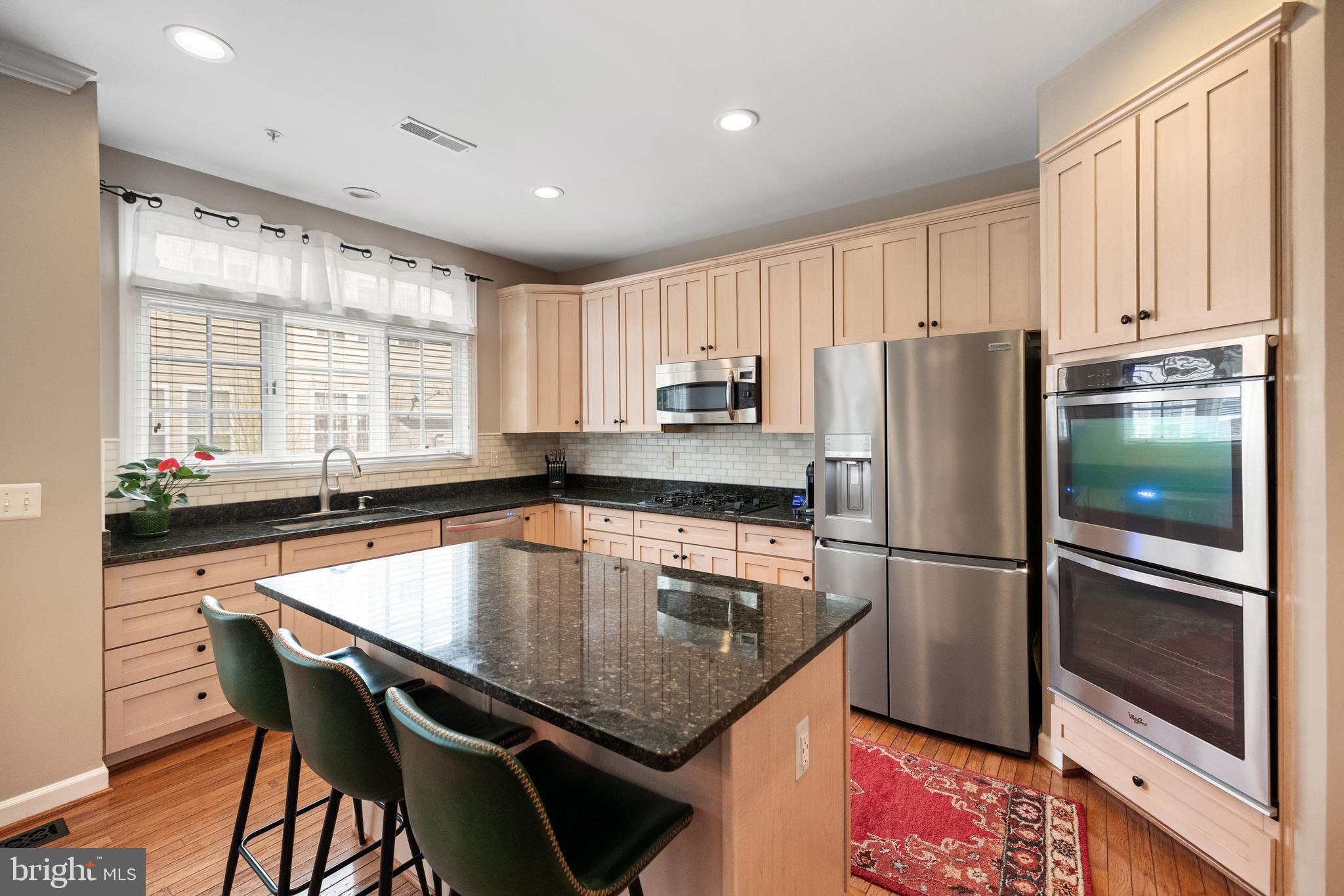 CAMERON STATION - Residential