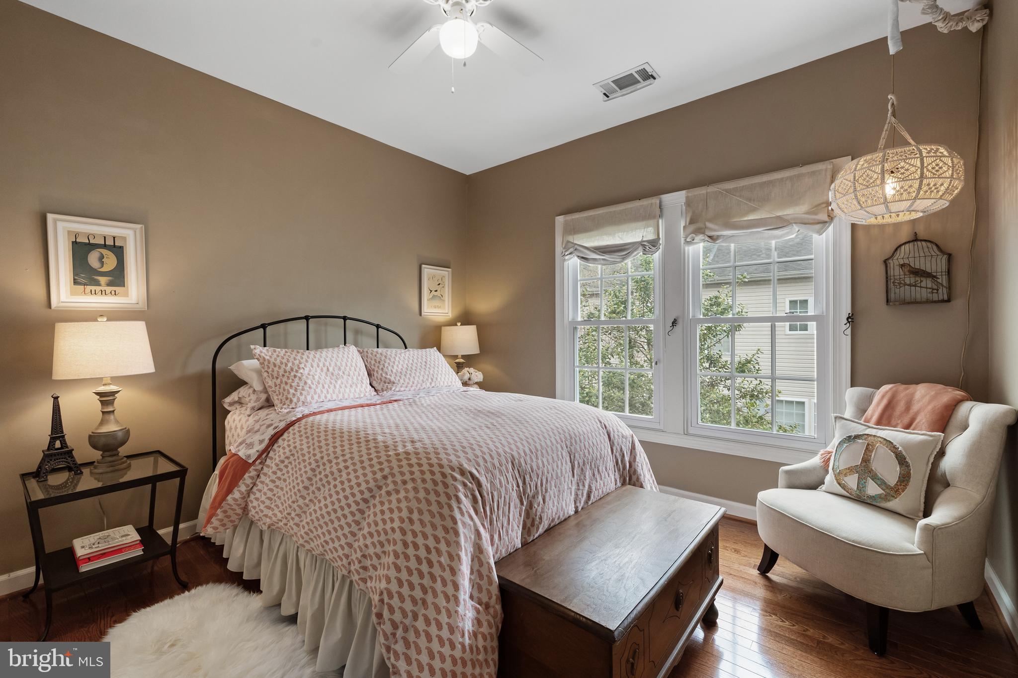 CAMERON STATION - Residential