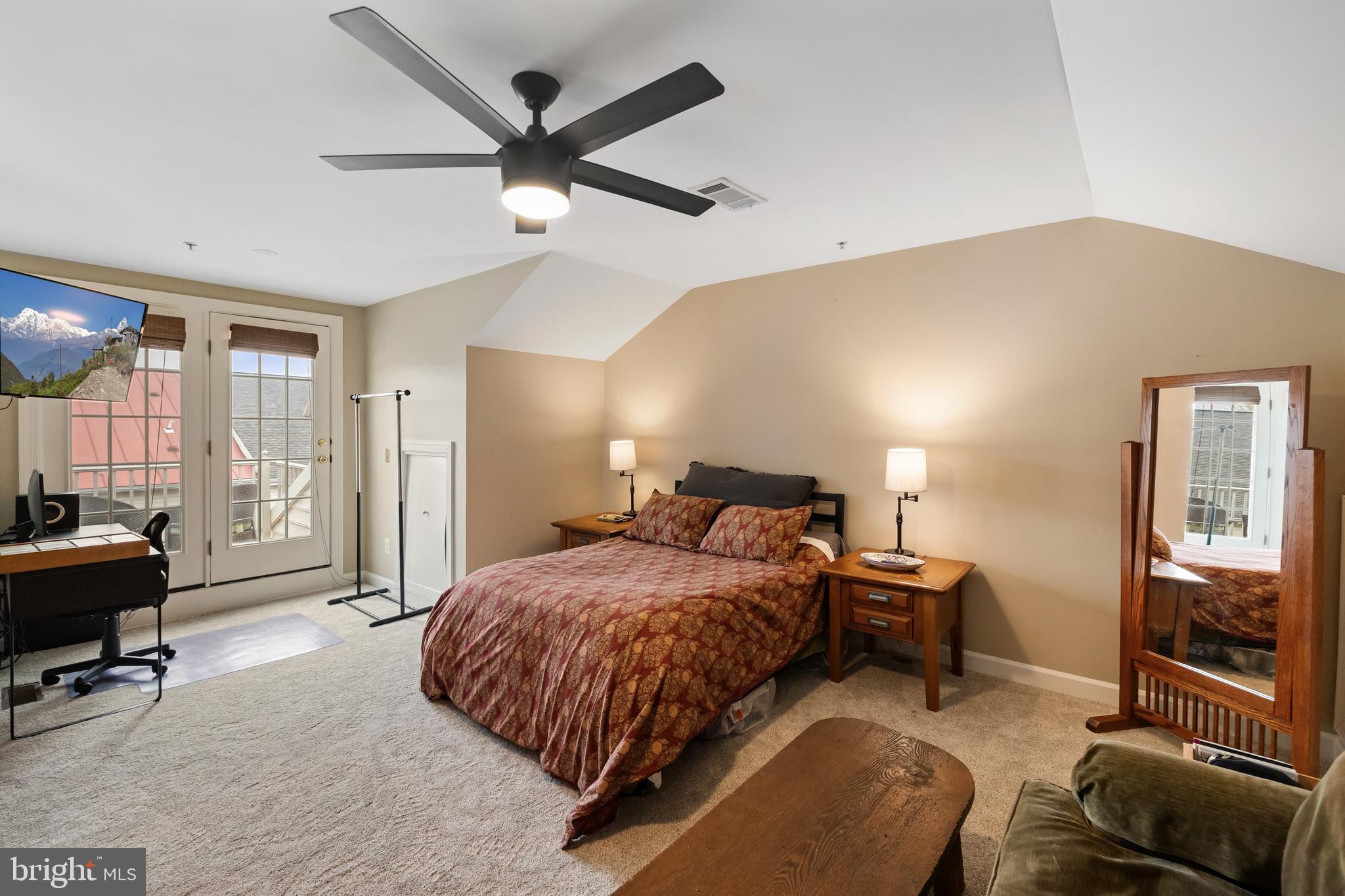 CAMERON STATION - Residential