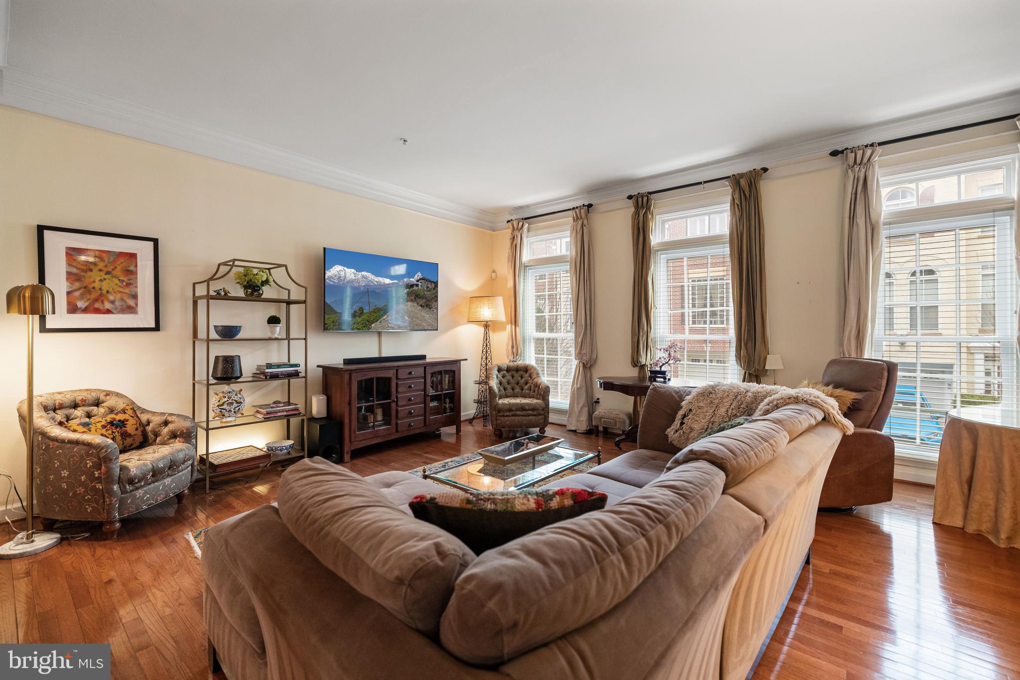 CAMERON STATION - Residential