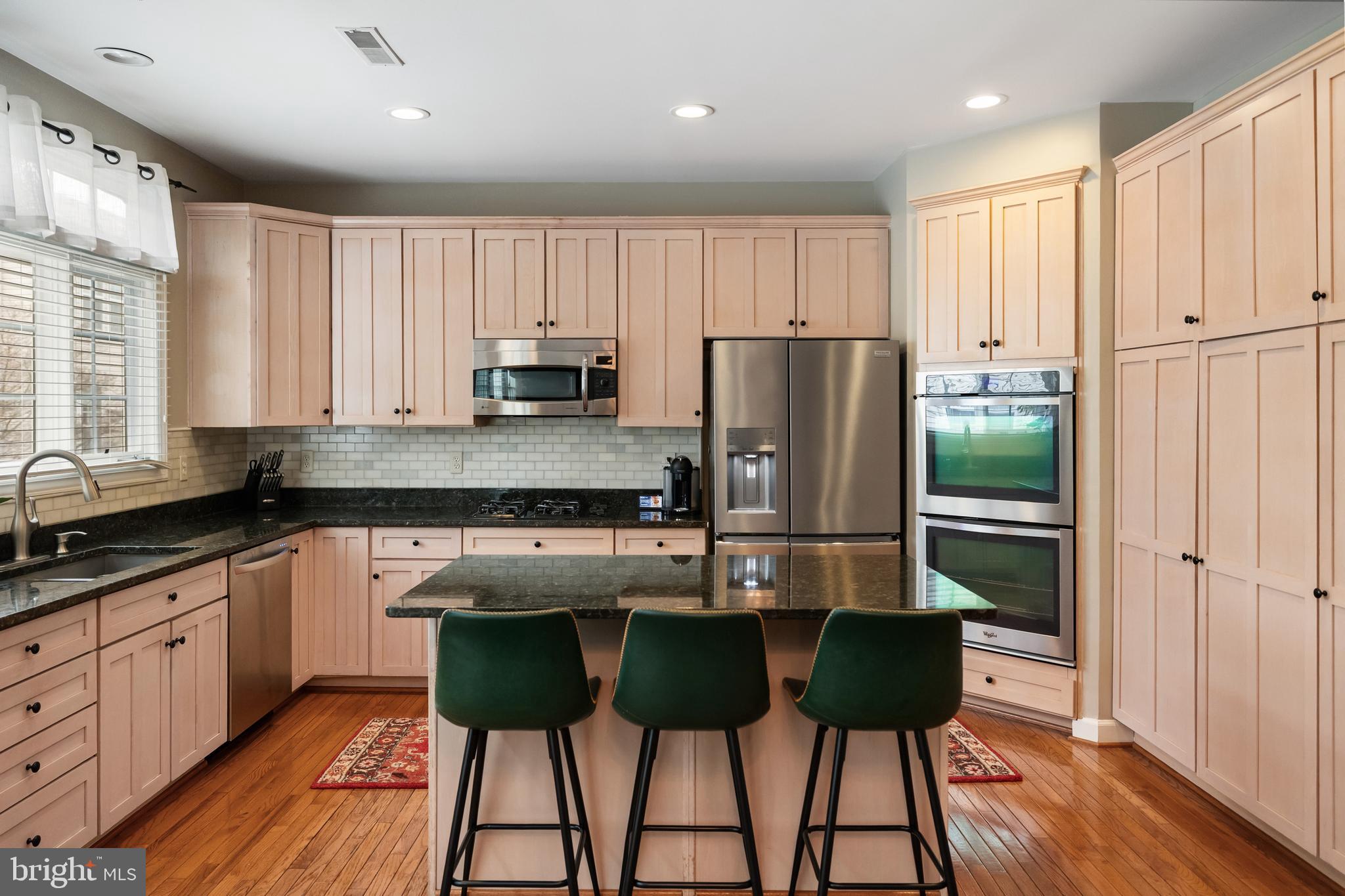 CAMERON STATION - Residential