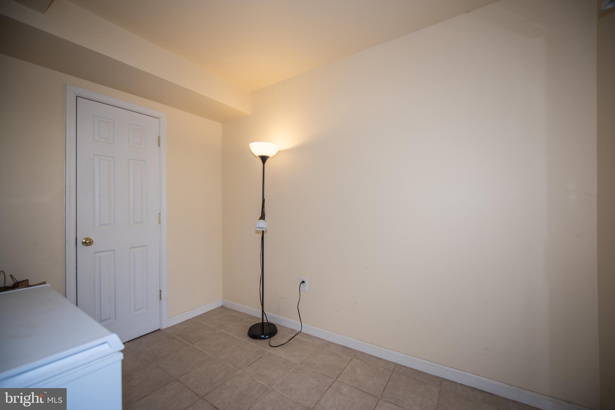 HOYLES MILL VILLAGE - Residential