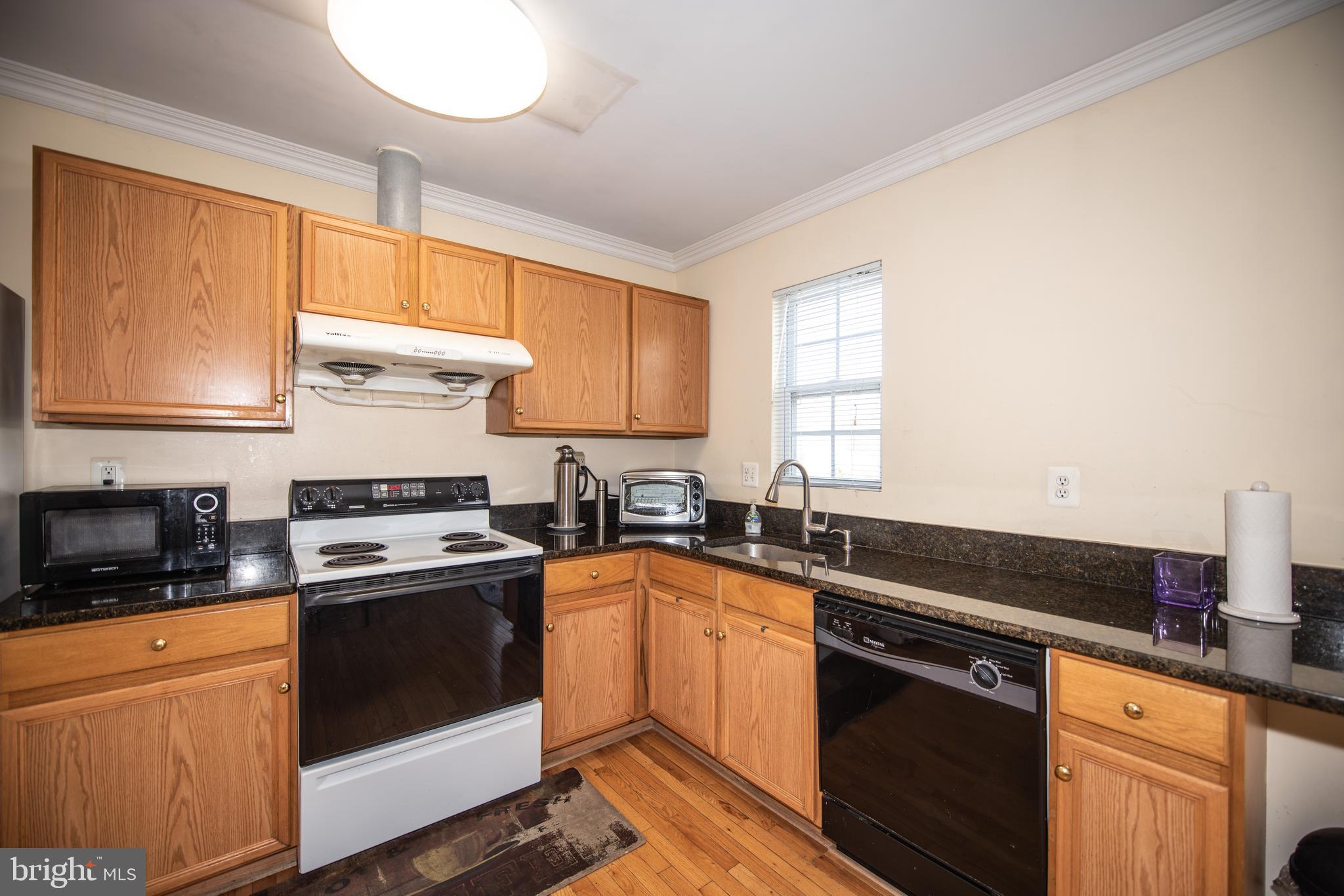 HOYLES MILL VILLAGE - Residential