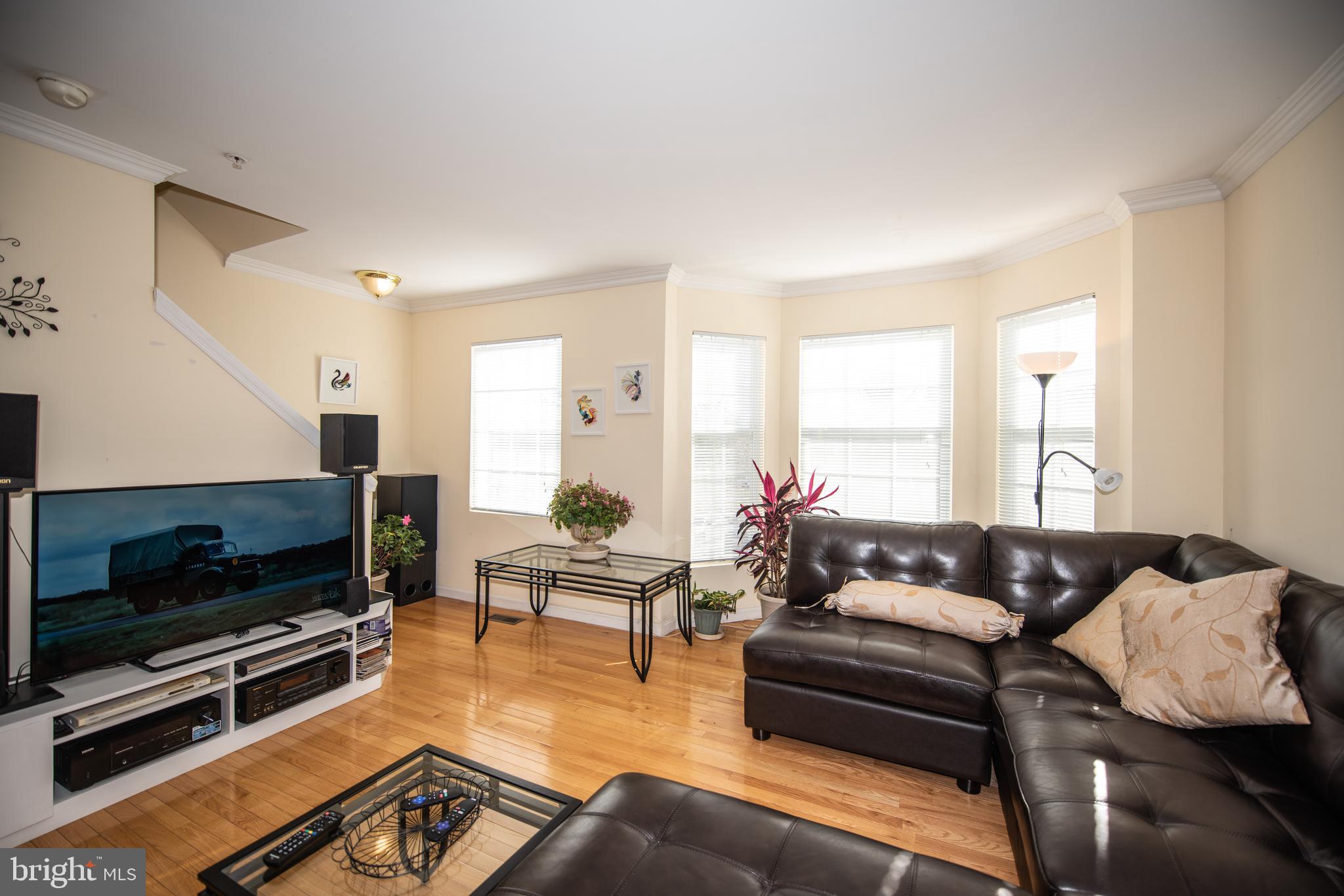 HOYLES MILL VILLAGE - Residential